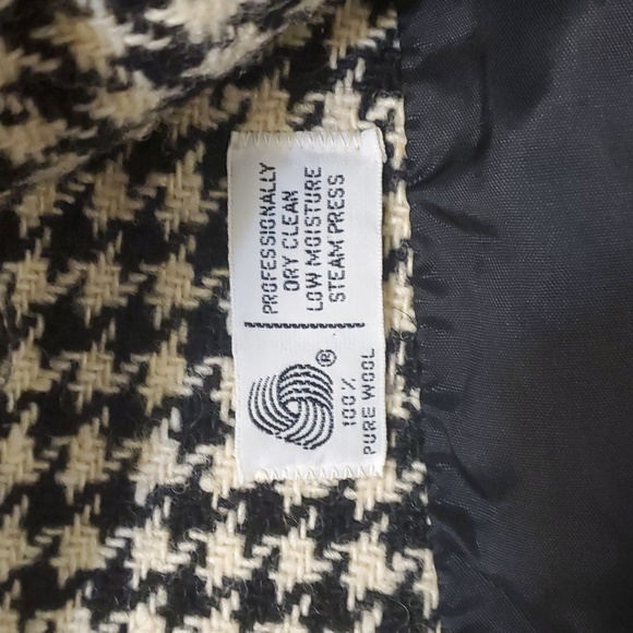 Houndstooth Coat - Picture 8 of 12